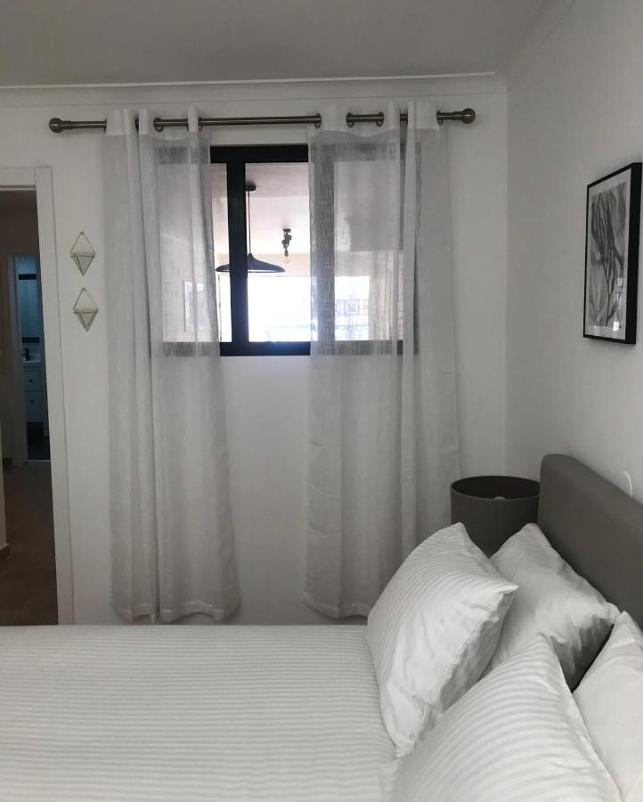 Accommodation In Sesimbra - Two Double Bedroom ภายนอก รูปภาพ