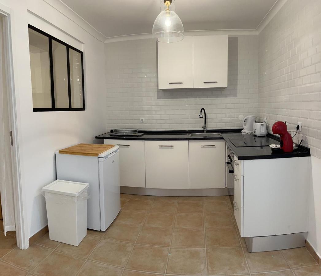 Accommodation In Sesimbra - Two Double Bedroom ภายนอก รูปภาพ