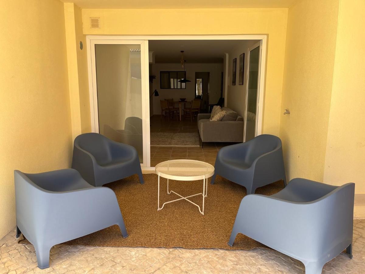 Accommodation In Sesimbra - Two Double Bedroom ภายนอก รูปภาพ